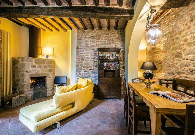 Appartement in Certaldo - Luxury, Sustainability and Eco Pool in Forno Apt. Appartement in Certaldo - Luxury, Sustainability and Eco Pool in Forno Apt.