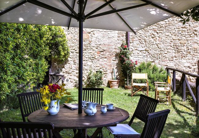 Appartement in Certaldo - Luxury, Sustainability and Eco Pool in Tower Apt. Appartement in Certaldo - Luxury, Sustainability and Eco Pool in Tower Apt.