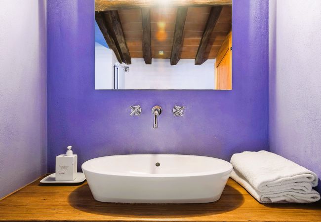 Appartement in Certaldo - Luxury, Sustainability and Eco Pool in Tower Apt. Appartement in Certaldo - Luxury, Sustainability and Eco Pool in Tower Apt.