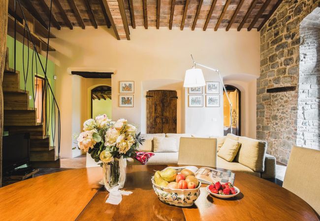 Appartement in Certaldo - Luxury, Sustainability and Eco Pool in Frangi Apt. Appartement in Certaldo - Luxury, Sustainability and Eco Pool in Frangi Apt.