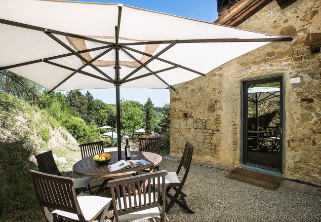 Appartement in Certaldo - Luxury, Sustainability and Eco Pool in Frangi Apt. Appartement in Certaldo - Luxury, Sustainability and Eco Pool in Frangi Apt.