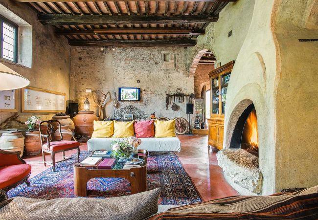 Appartement in Certaldo - Luxury, Sustainability and Eco Pool in Frangi Apt. Appartement in Certaldo - Luxury, Sustainability and Eco Pool in Frangi Apt.