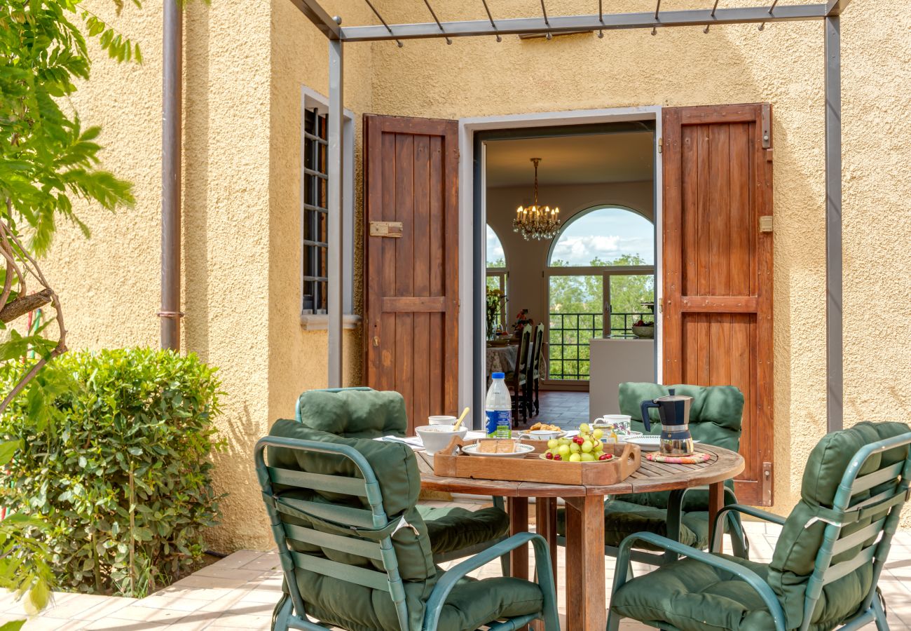 Appartement in Monte San Savino - Villa Ceppeto's Brand New Arches w/ Tesla Charger
