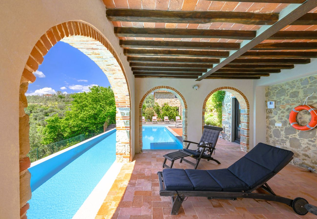 Villa in Larciano - Villa del Borgo, Exclusive Pool & View