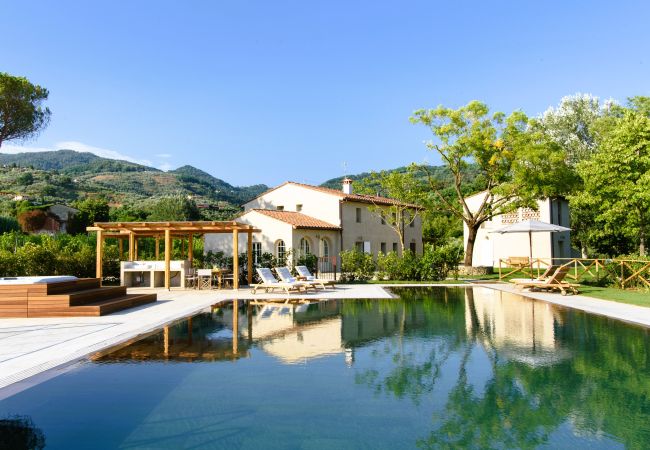 Villa in Massa e Cozzile - Villa V.I.P. Golf & Termal Baths