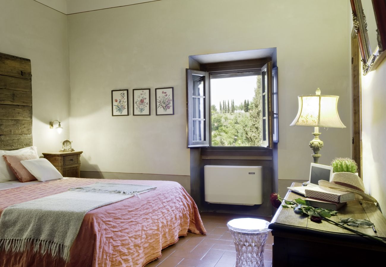 Villa in Terranuova Bracciolini - Villa Valdarno up to 12 Guests