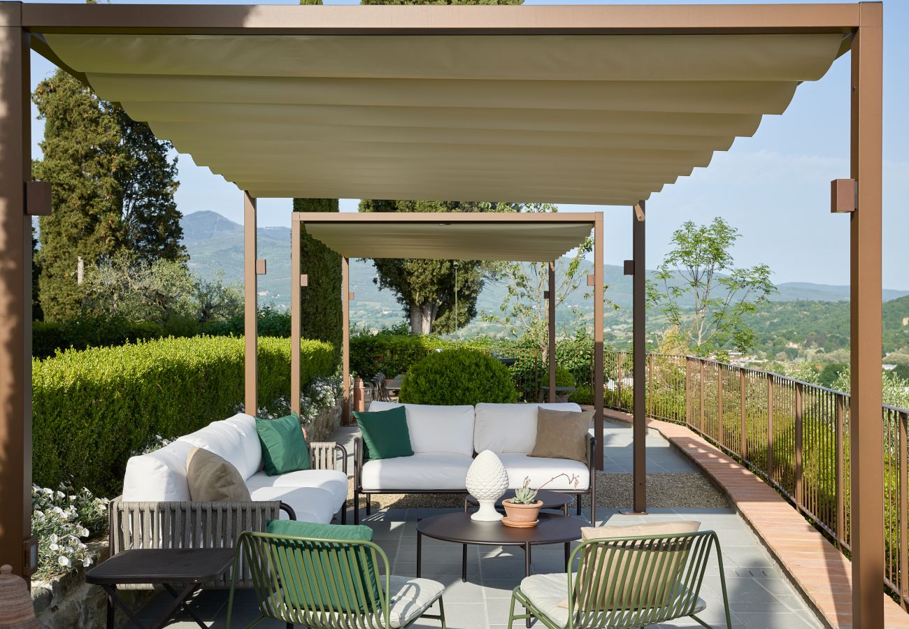 Villa in Terranuova Bracciolini - Villa Valdarno up to 12 Guests