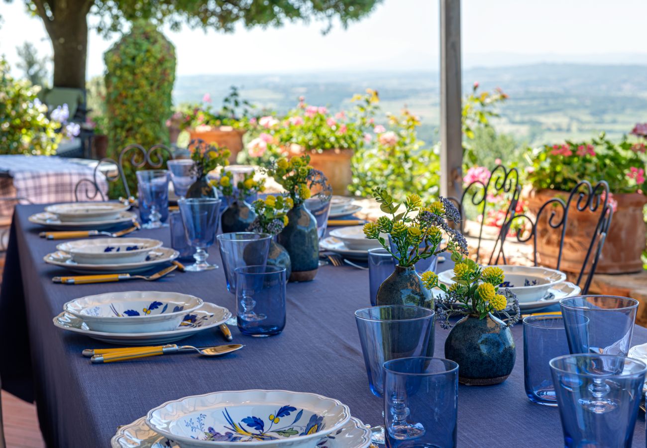 Villa in Civitella in Val di Chiana - Tuscany Villa with Breathtaking View at Dotholiday
