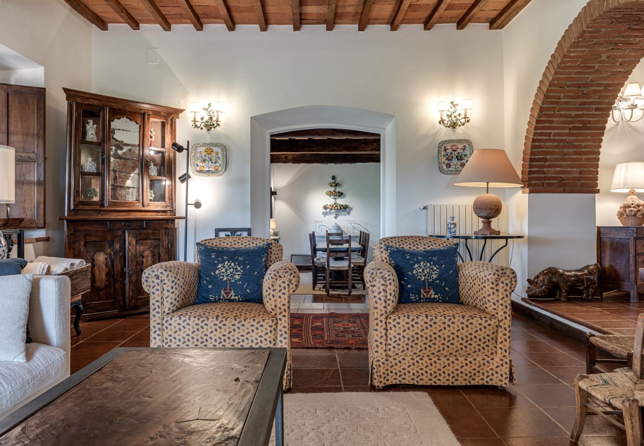 Villa in Civitella in Val di Chiana - Tuscany Villa with Breathtaking View at Dotholiday