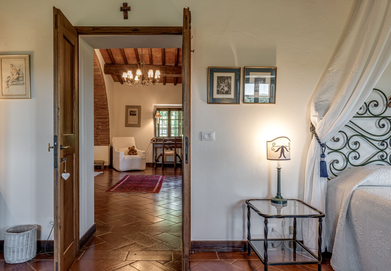 Villa in Civitella in Val di Chiana - Tuscany Villa with Breathtaking View at Dotholiday