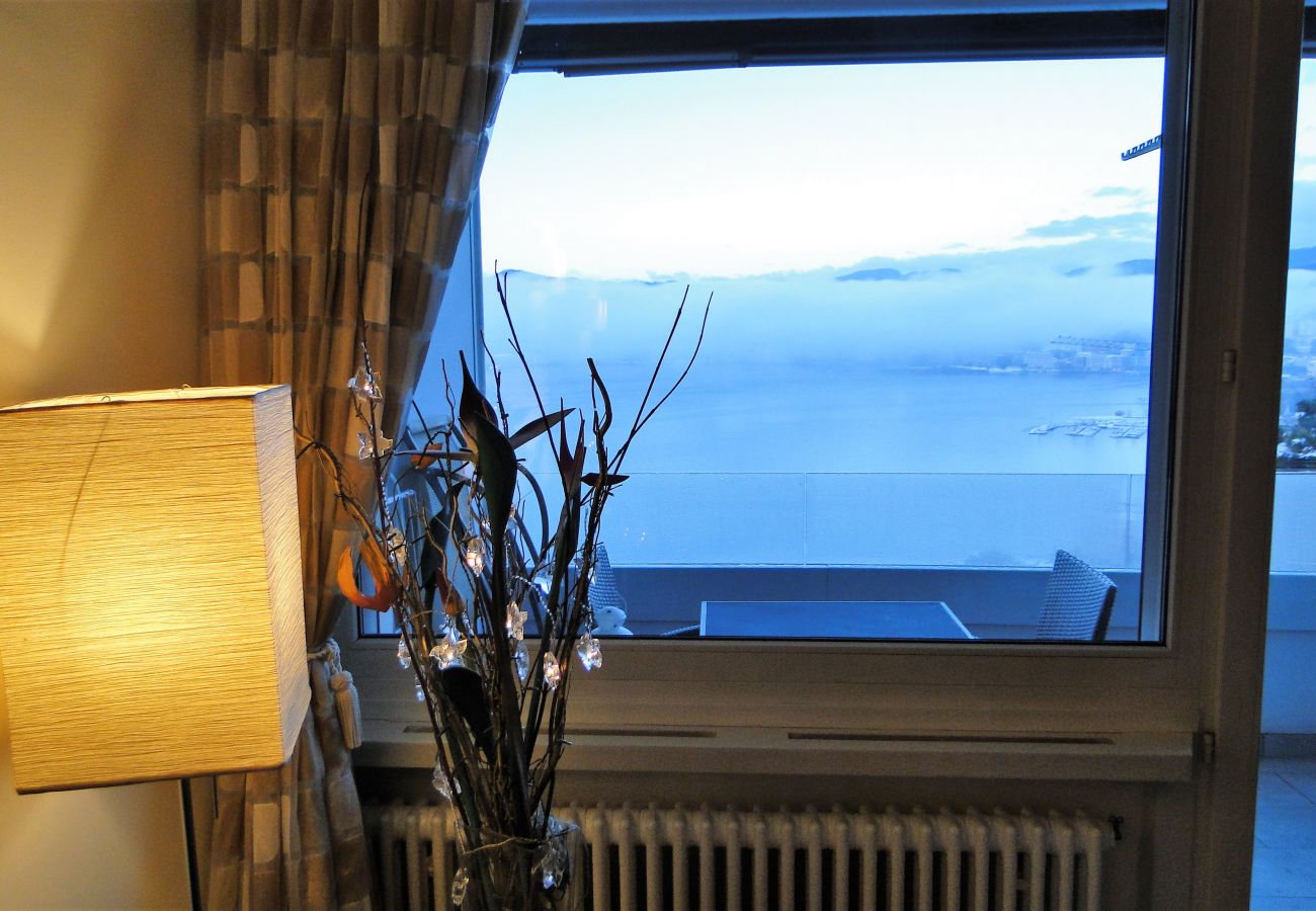 Apartment in Lugano - Breathtaking View for a Romantic Stay