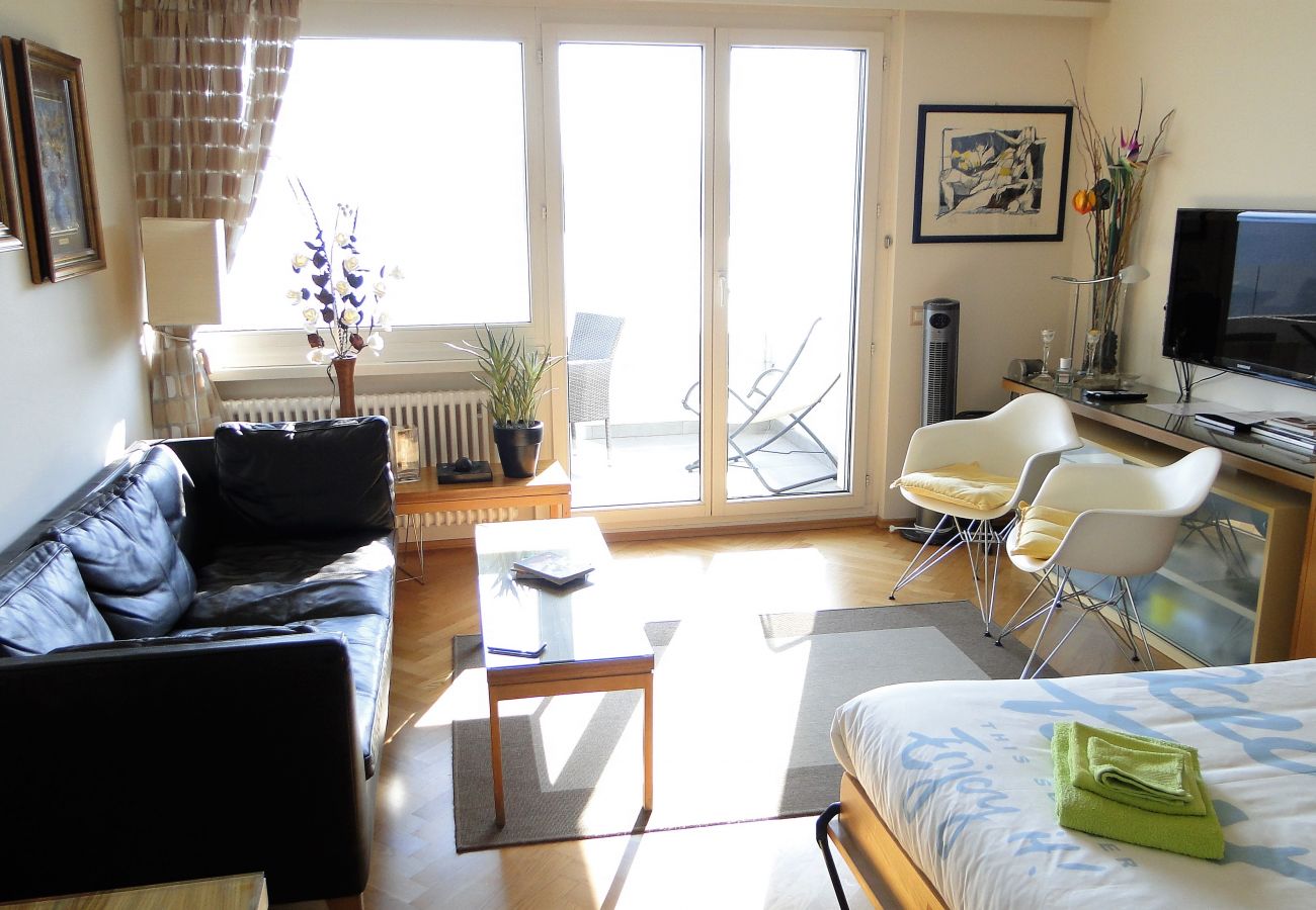 Apartment in Lugano - Breathtaking View for a Romantic Stay