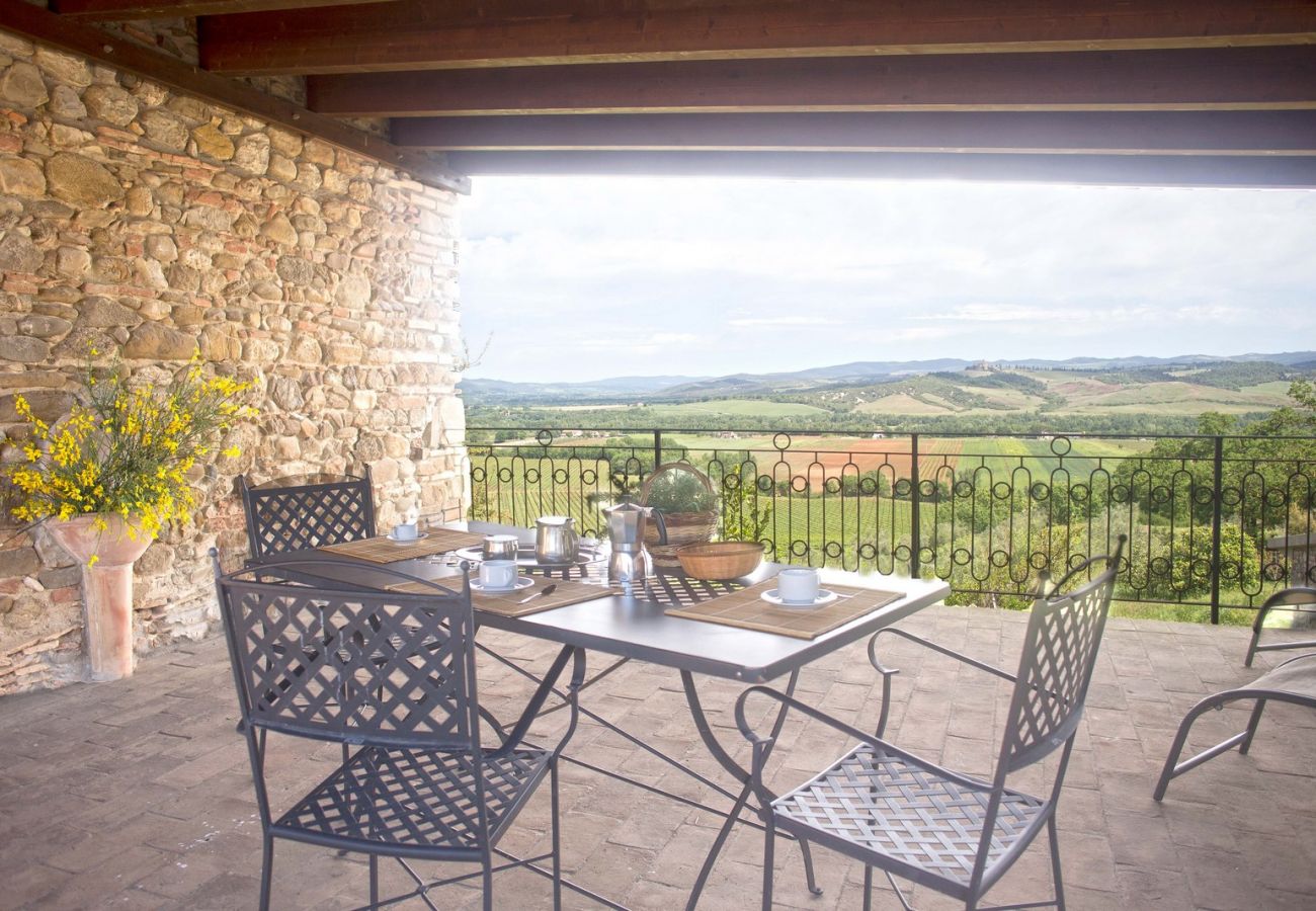 Apartment in Cinigiano - Typical Stone House looking Banfi Wineries