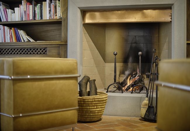 Apartment in Panzano - Luxury Chianti For Four in Panzano Chianti