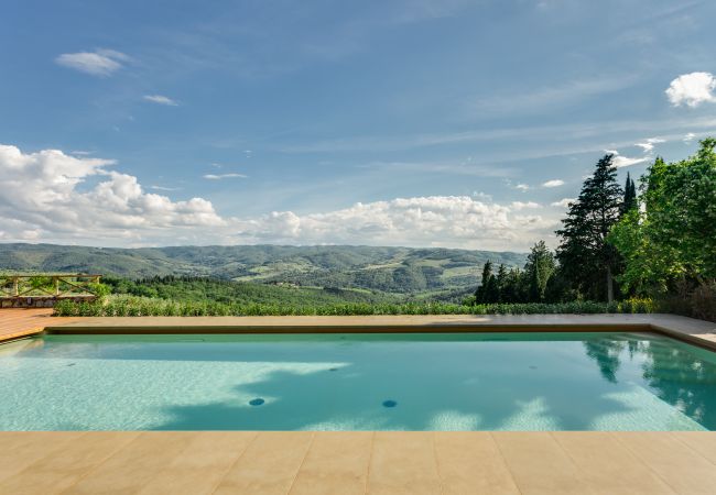 Apartment in Panzano - Luxury Chianti For Four in Panzano Chianti