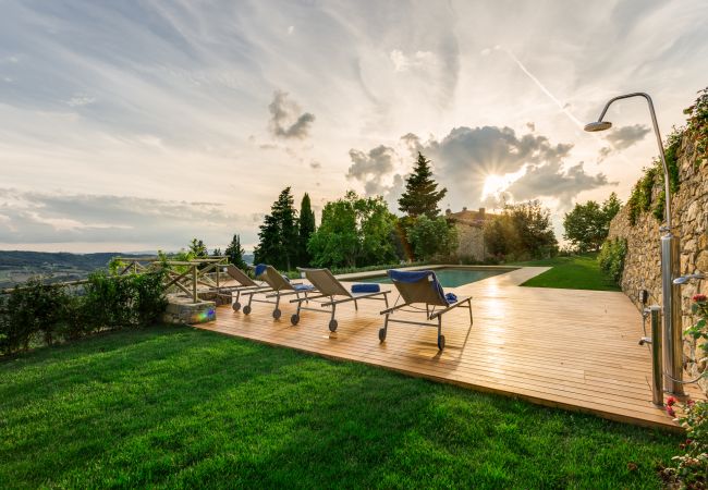 Apartment in Panzano - Luxury Chianti For Four in Panzano Chianti Apartment in Panzano - Luxury Chianti For Four in Panzano Chianti