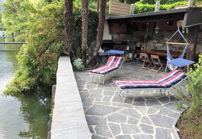 Chalet in Riva San Vitale - Direct on Lugano Lake: Take a Swim from your Villa