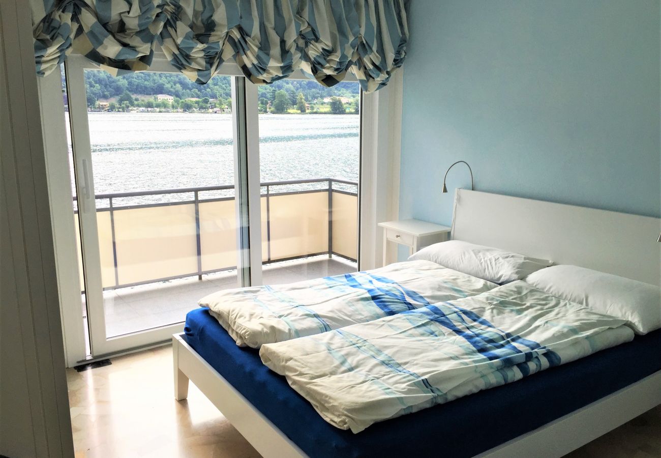 Chalet in Riva San Vitale - Direct on Lugano Lake: Take a Swim from your Villa