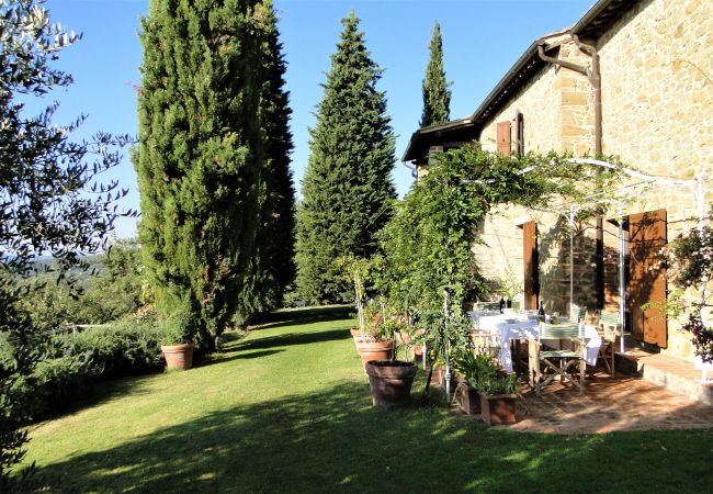 Villa in Civitella in Val di Chiana - Villa Tuscany with Flair, Luxury & Panorama