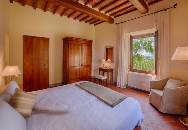 Apartment in Panzano - Luxury Chianti with 2 Bedrooms in Panzano Chianti