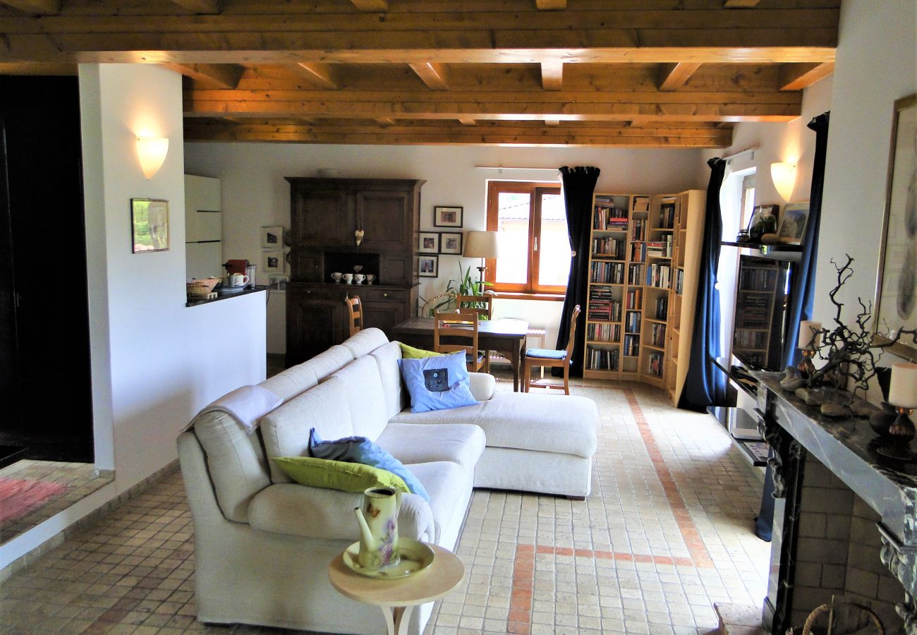 Apartment in Cadro - Charming Duplex close to Lugano