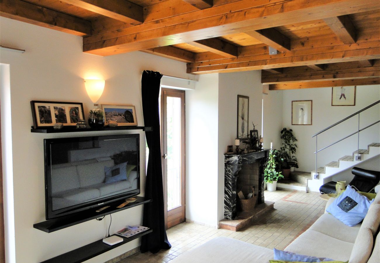 Apartment in Cadro - Charming Duplex close to Lugano