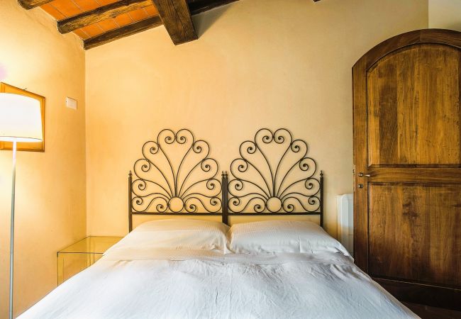 Apartment in Certaldo - Luxury, Sustainability and Eco Pool in Frangi Apt. Apartment in Certaldo - Luxury, Sustainability and Eco Pool in Frangi Apt.