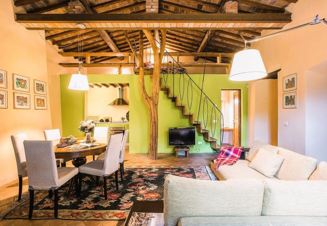 Apartment in Certaldo - Luxury, Sustainability and Eco Pool in Frangi Apt. Apartment in Certaldo - Luxury, Sustainability and Eco Pool in Frangi Apt.