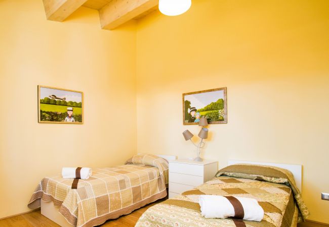 Apartment in Trequanda - Two-story Luxury in Siena Resort at Lemon