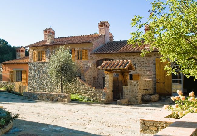 Villa in Pian di Sco - Villa Olivo in most Exclusive Borgo in Tuscany Villa in Pian di Sco - Villa Olivo in most Exclusive Borgo in Tuscany