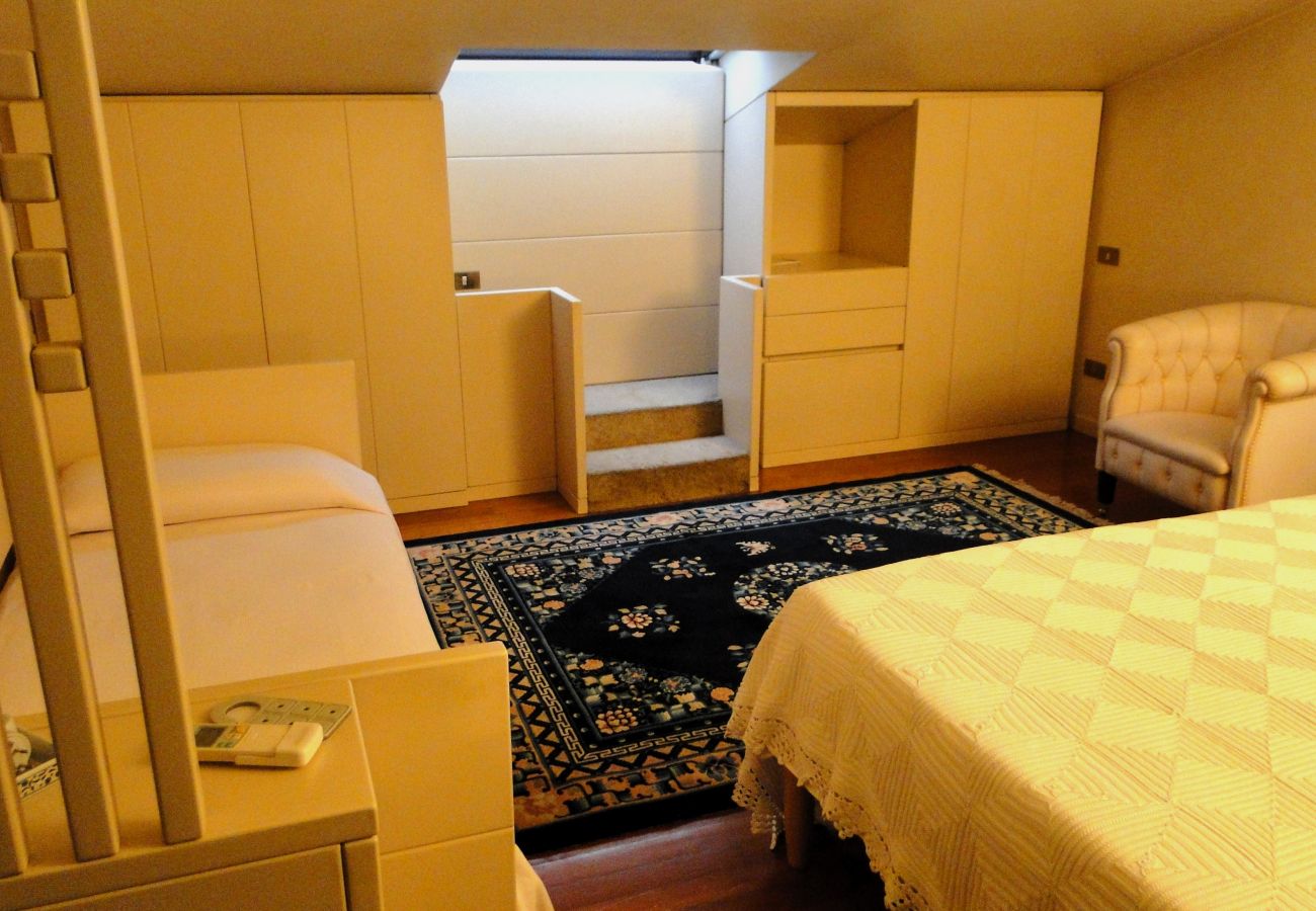 Villa in Cinquale - New Entry: Villa Forte dei Marmi in Versilia