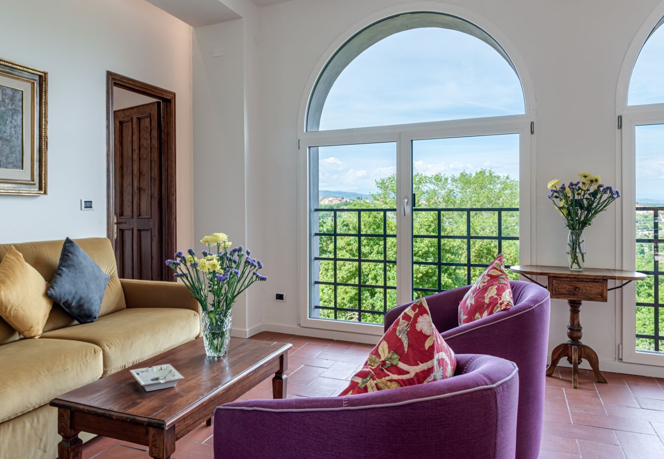Apartment in Monte San Savino - Villa Ceppeto's Brand New Arches w/ Tesla Charger