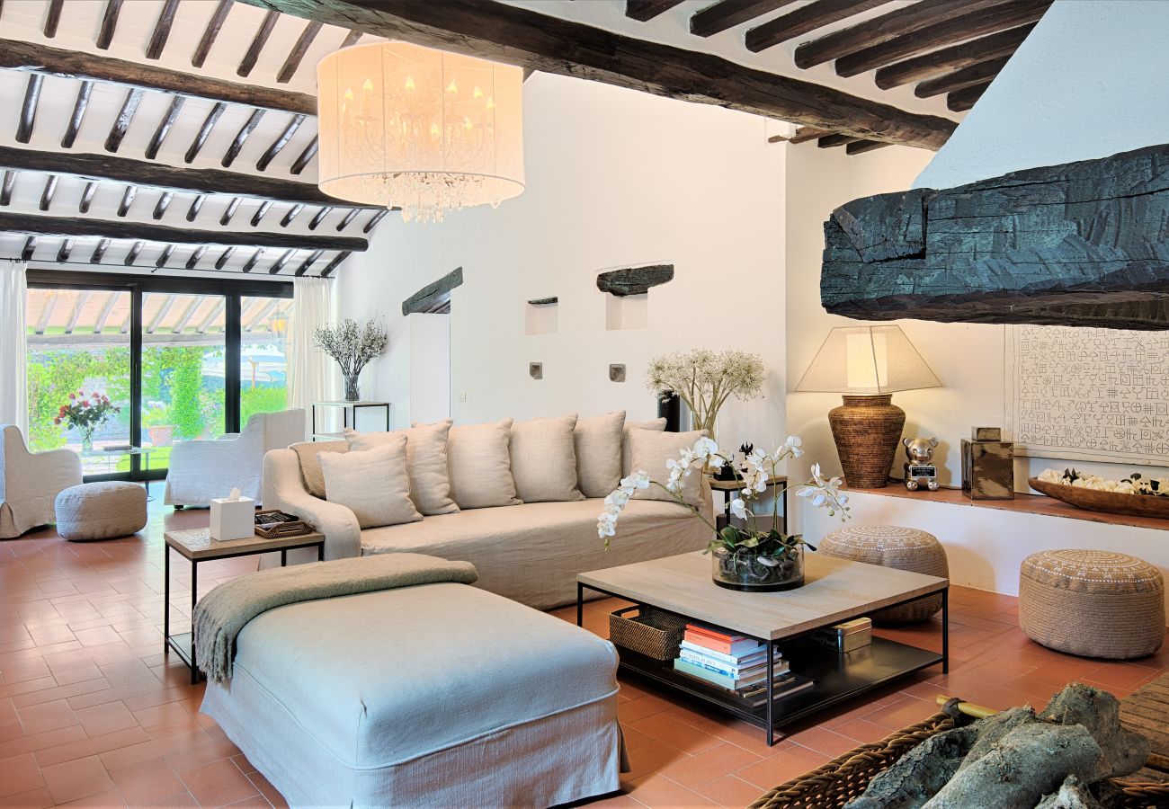 Villa in Castellina in Chianti - Luxury Villa in Chianti with Winery up to 6 Guests