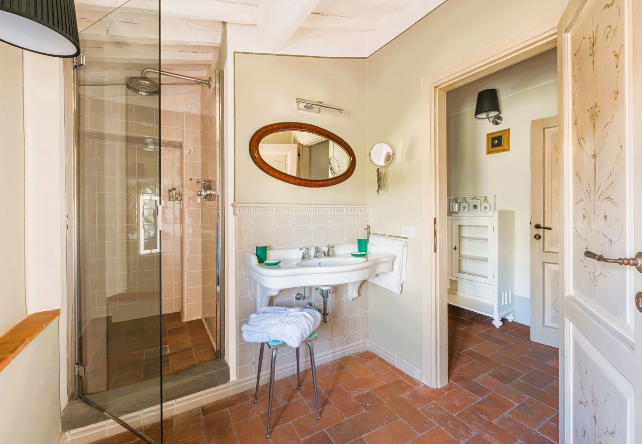 Villa in Larciano - Villa del Borgo, Exclusive Pool & View