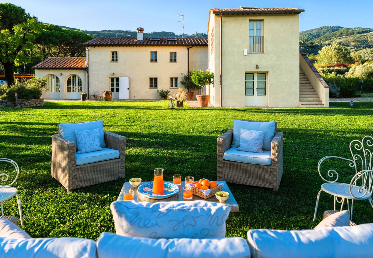 Villa in Massa e Cozzile - Villa V.I.P. Golf & Termal Baths